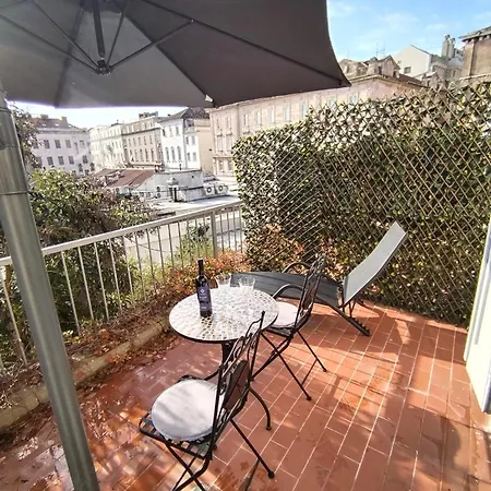 Sunny Terrace * スプリト